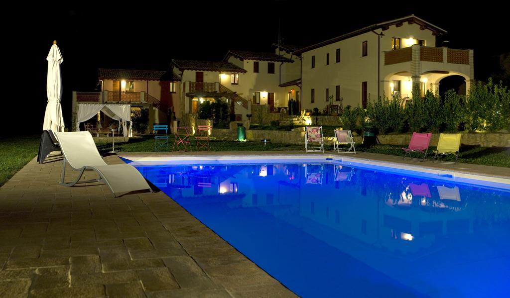 Borgo Le Capannelle Aparthotel Castel Ritaldi Ngoại thất bức ảnh